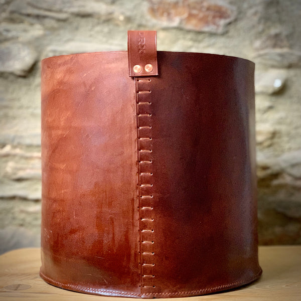 LEATHER LOOP STORAGE BIN