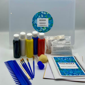 Load image into Gallery viewer, Marbling Kit containing everything you need to marble successfully at home. Comes in an A4 plastic lidded bath tray, acrylic paints, brushes, stylus, Combe, pipette, pipette brush cleaner, marbling mix, mordant mix, natural sponge, papers, card, and guide.
